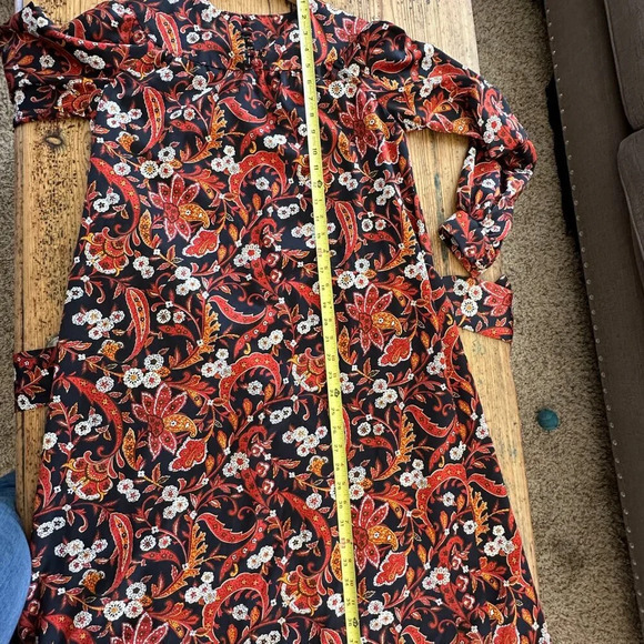 Vintage Flower Dress with‎ a Belt - Picture 7 of 8